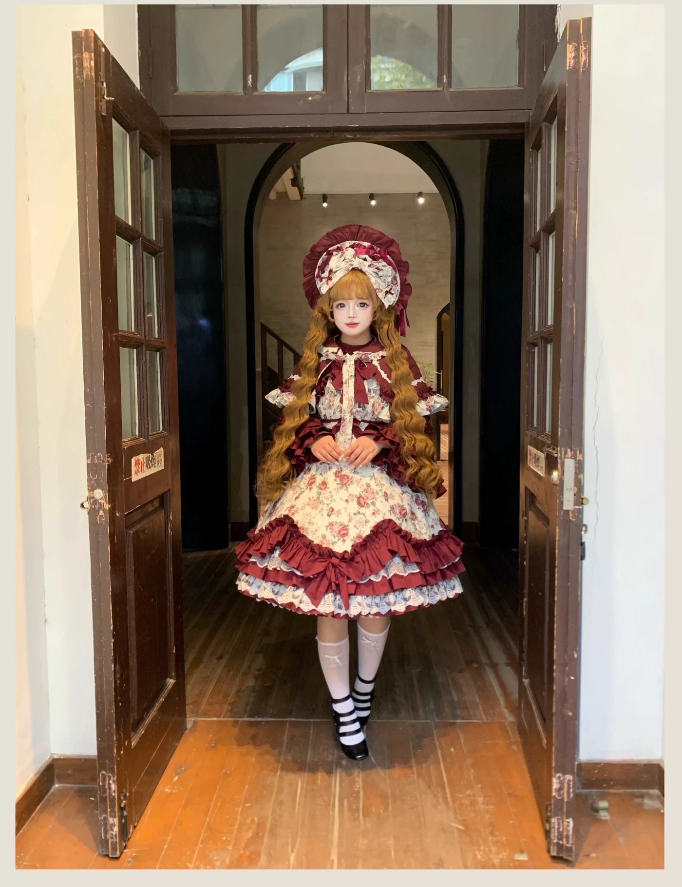 TaTaTa Lolita - Burgundy Rose - Floral Printed Old School Lolita JSK, Elegant Cape