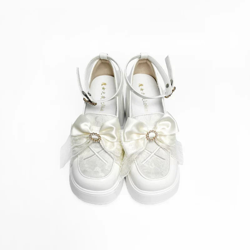 Witch's Night - Daily Lolita - Lolita heels shoes with a bow, lace trim, and heart-shaped pearl details