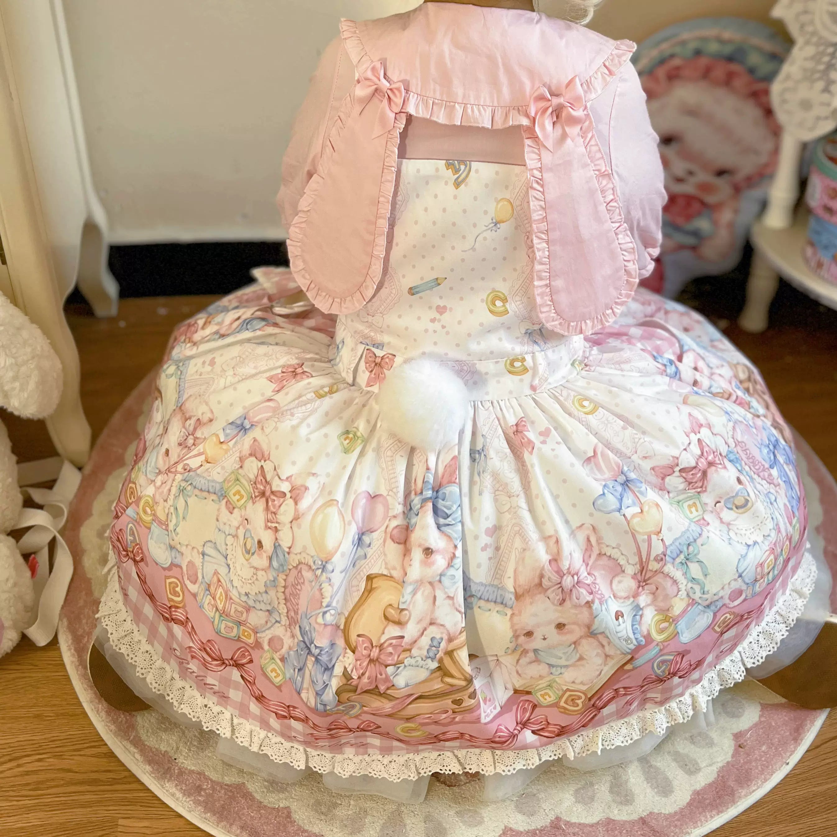 Lady Han cute rabbit blouse by Lolita Fetch featuring a charming rabbit design and soft pastel colors.