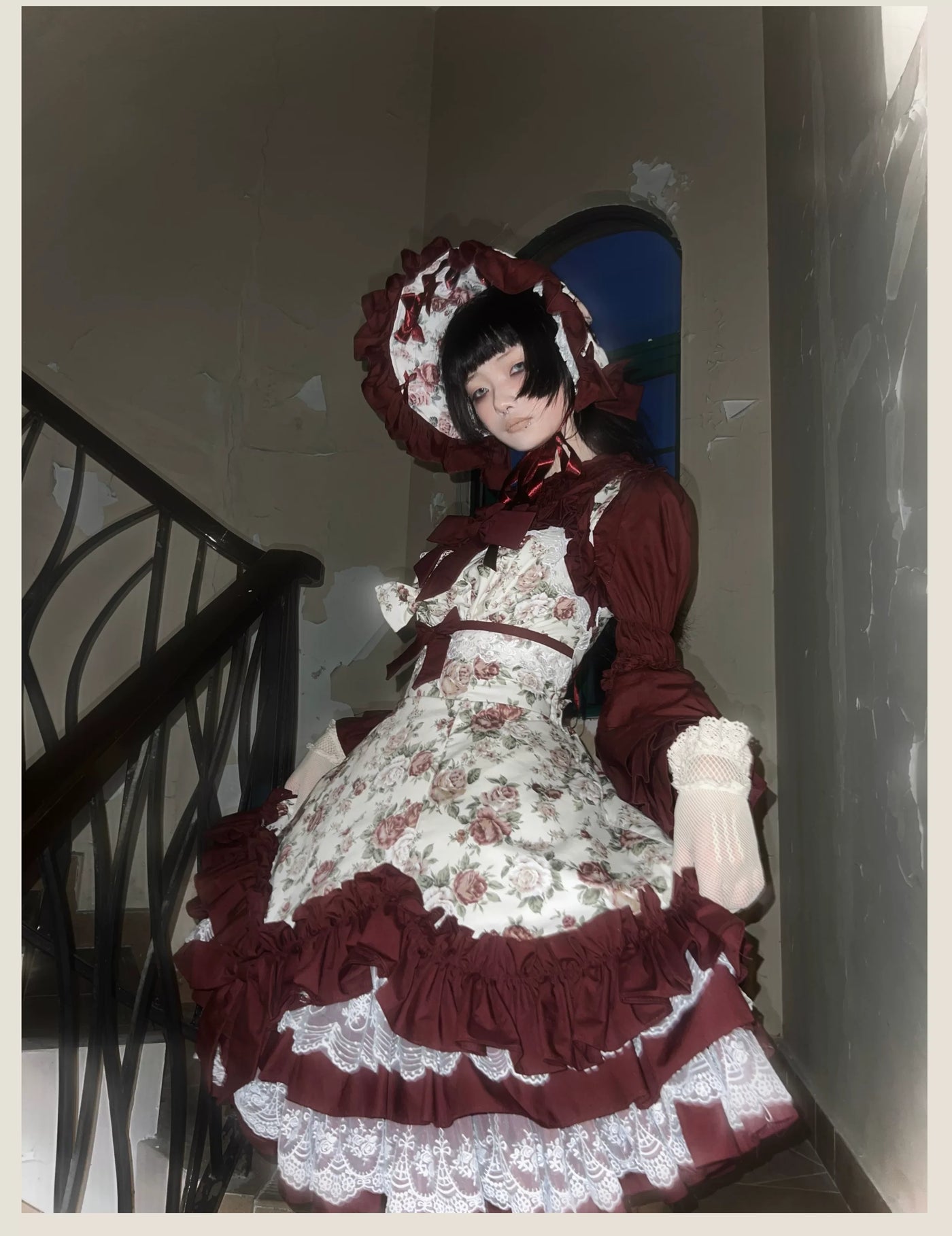 TaTaTa Lolita - Burgundy Rose - Floral Printed Old School Lolita JSK, Elegant Cape