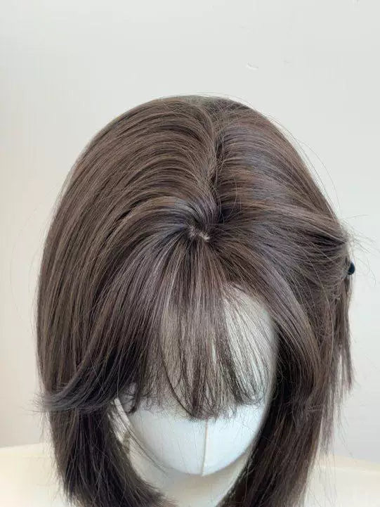 Dream of Youth short black-brown bob wig with blunt fringe - view 3