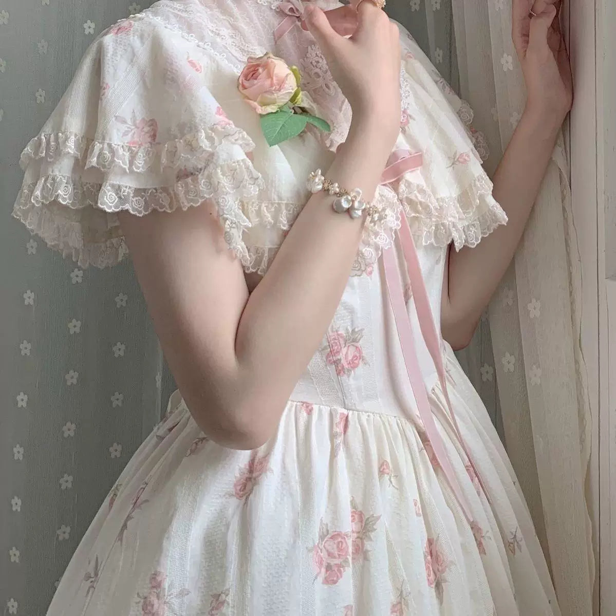 Sweetheart Dream Machine - Edwardian Collar - One-Piece Dress with Edwardian Collar