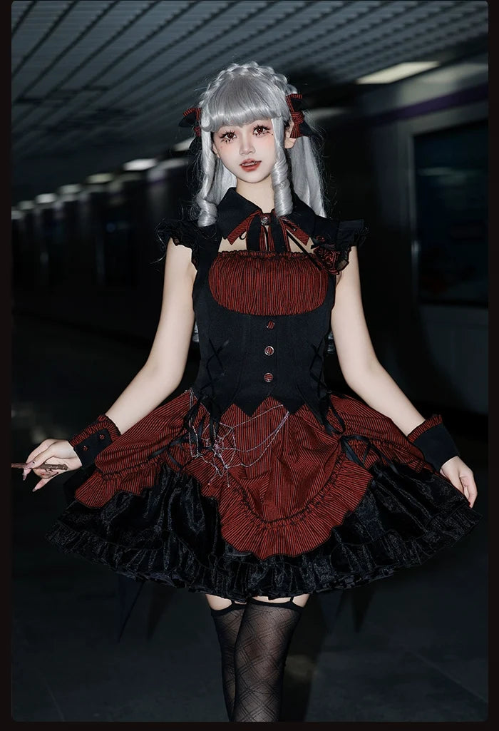 Alice Girl - Lolita Potion - Gothic Lolita Cuffs and Embroidered Badge