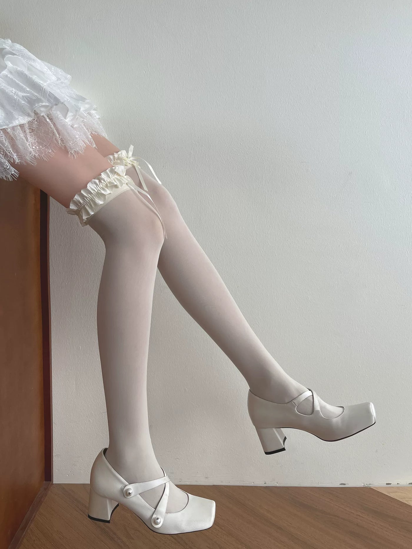 Sock Noble - Cream Ruffle Ribbon - Velvet Socks with Ruffled Bow Cuffs