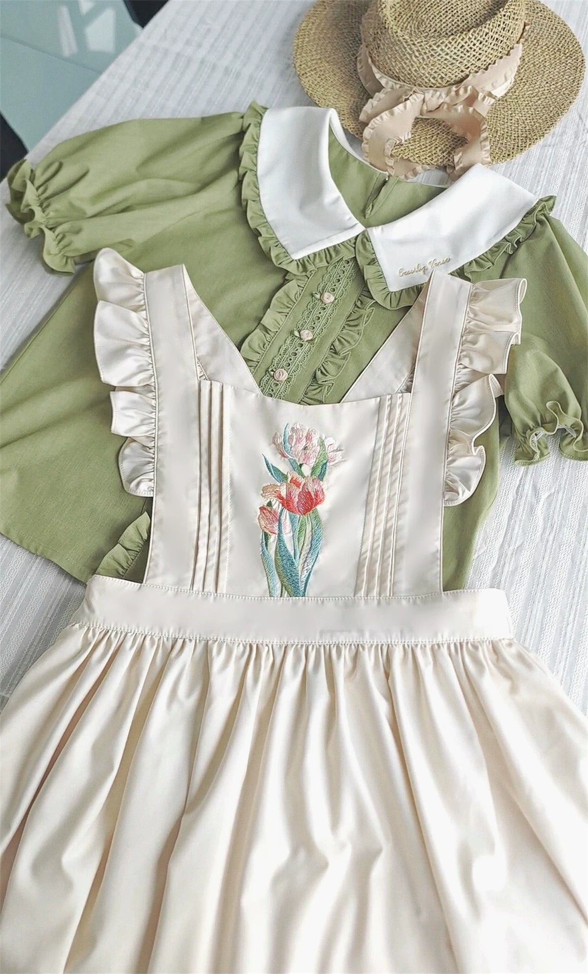 Little Gardener - Embroidered Blouse and Adjustable JSK Set - detail view 10