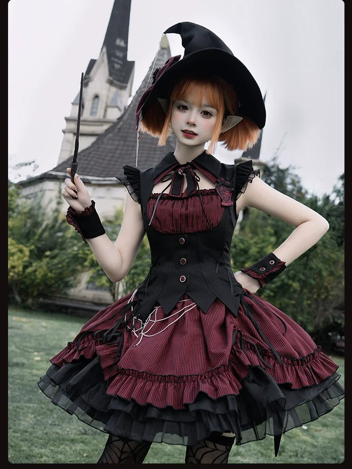 Alice Girl - Lolita Potion - Gothic Lolita Cuffs and Embroidered Badge