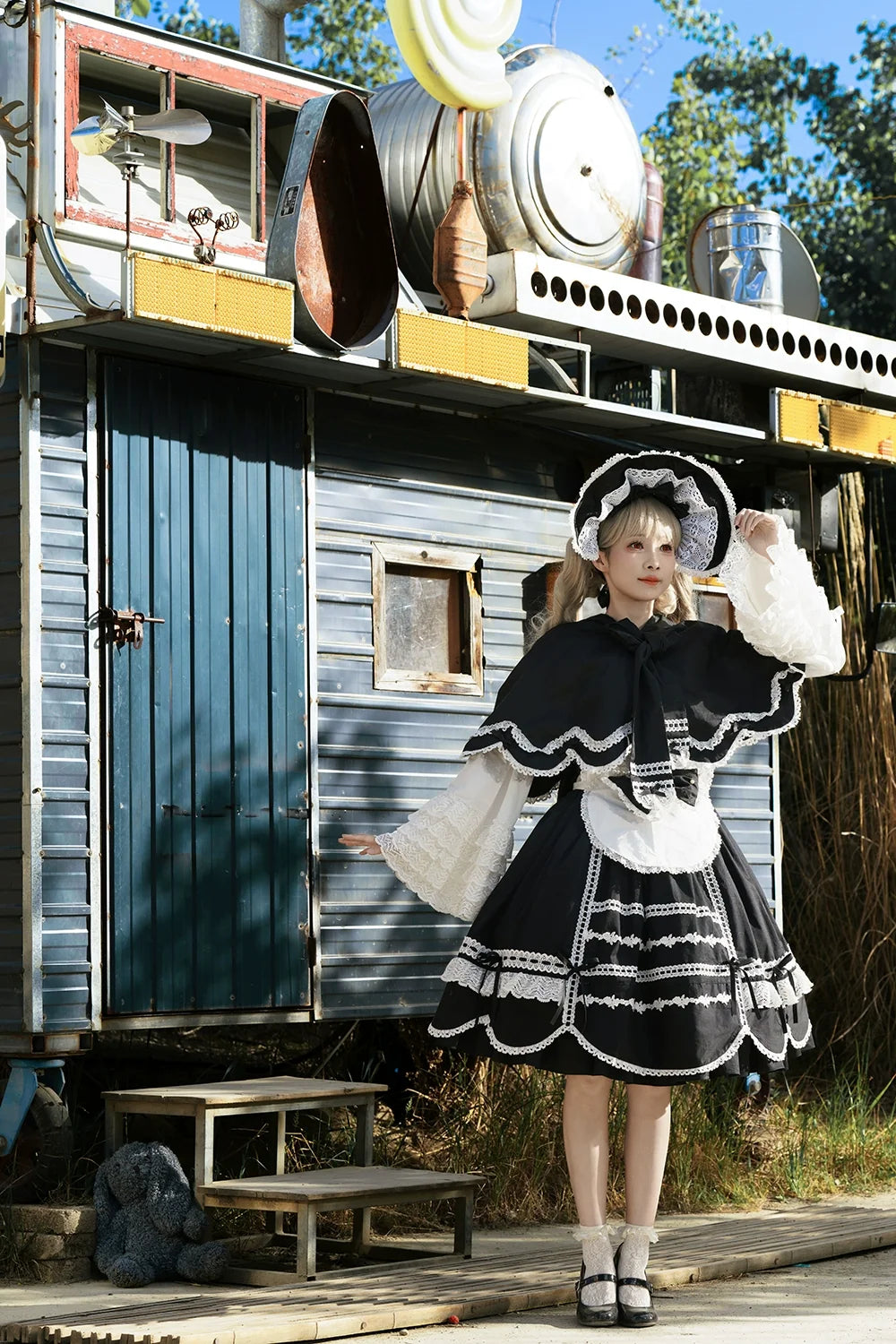 Miss Point - Vintage Petal Rabbit - Pure Cotton Kawaii Lolita Cape With Rabbit Ear Hood