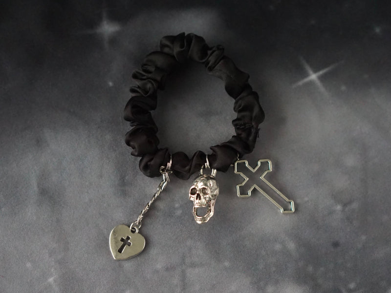 Strange Sugar - Gothic Lolita Black Hardware Skull - Spider Hairband Headwear