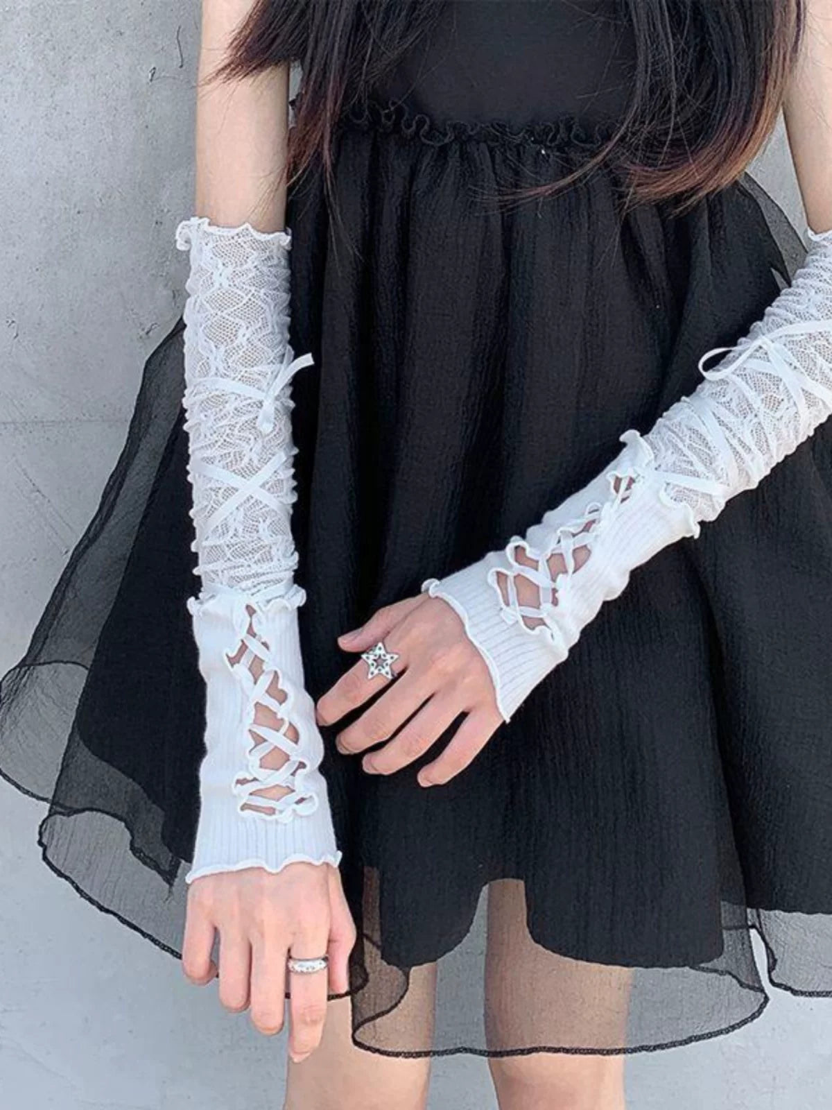 Independent Brand - Lace Arm Sleeves - Arm sleeves or gloves with lace and criss-cross ties