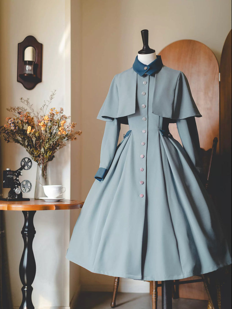 Forest Wardrobe - Cedar Forest - Coat with Detachable Cape - 5