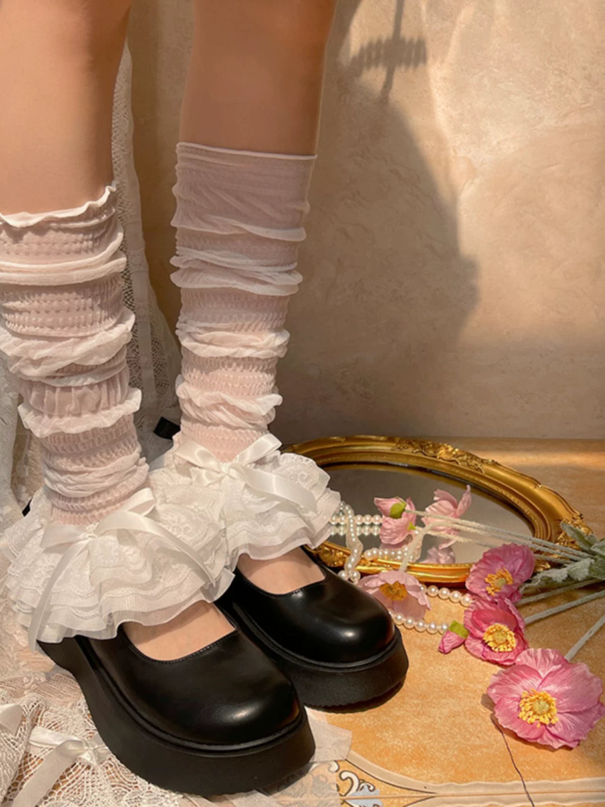 Sock Noble - Romantic Ruffle - Mesh mid-calf sock covers with bows