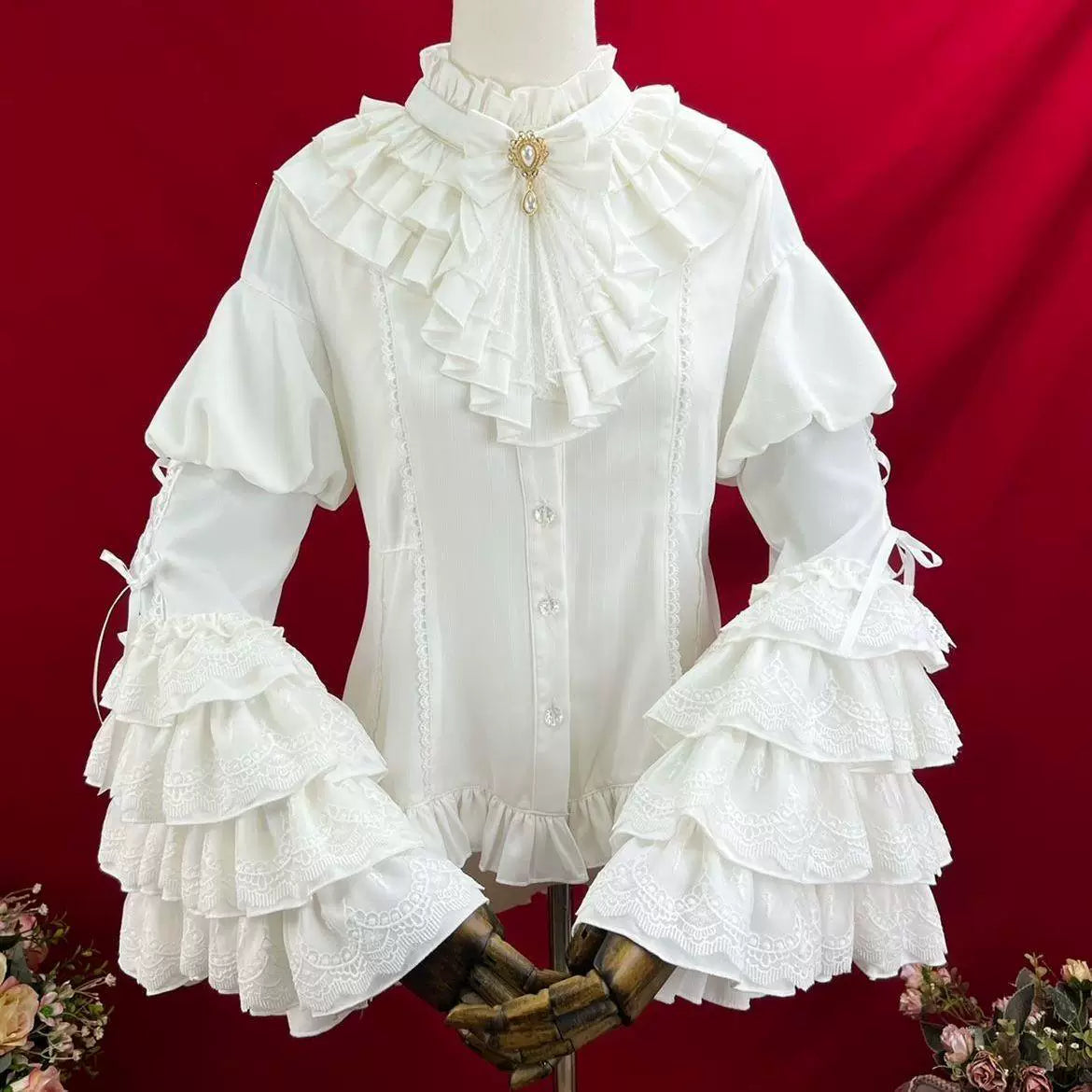 Sweetheart Dream Machine - Vintage Court Gothic - Hime-Sleeve Blouse with a Ruffled Bib