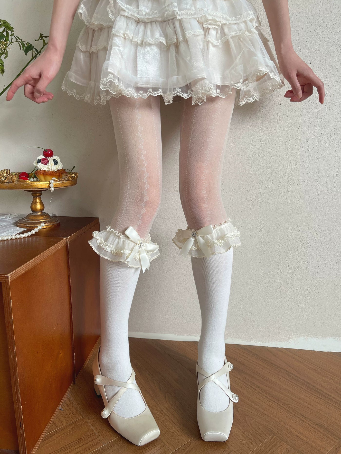 Sock Noble - Ballet Satin - Socks with lace bows