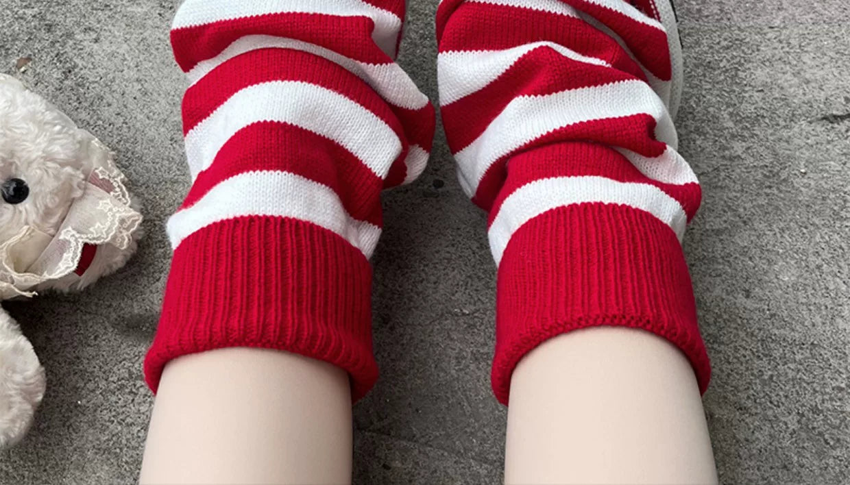 Floral Milk Cat - Christmas Stripe - Leg-Warmer Socks with Red Cuffs