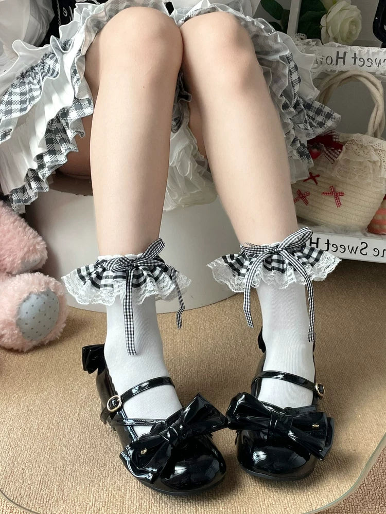 Fantasy Doll - Gingham Ribbon - Black-and-White Lace Socks with Bow Trim