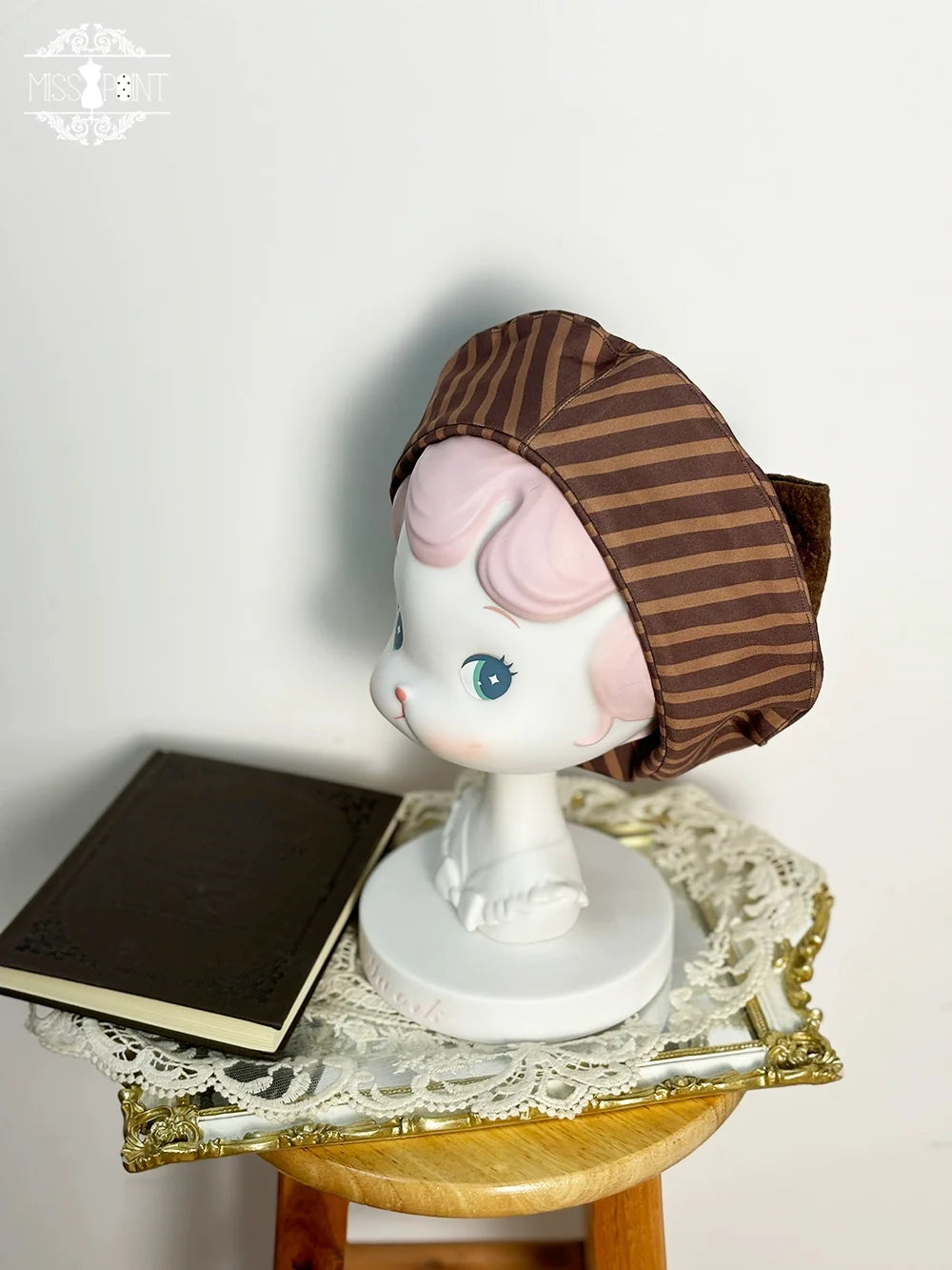 Classical Chocolate - Classic Lolita Accessory Bowler Hat BNT Beret Jabot Beret - Coffee