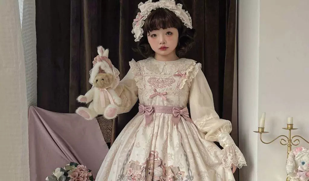 Sweetheart Dream Machine - Starry Cloud Twin Rabbit - Long-Sleeve Lolita Inner Blouse with Floral Lace Collar