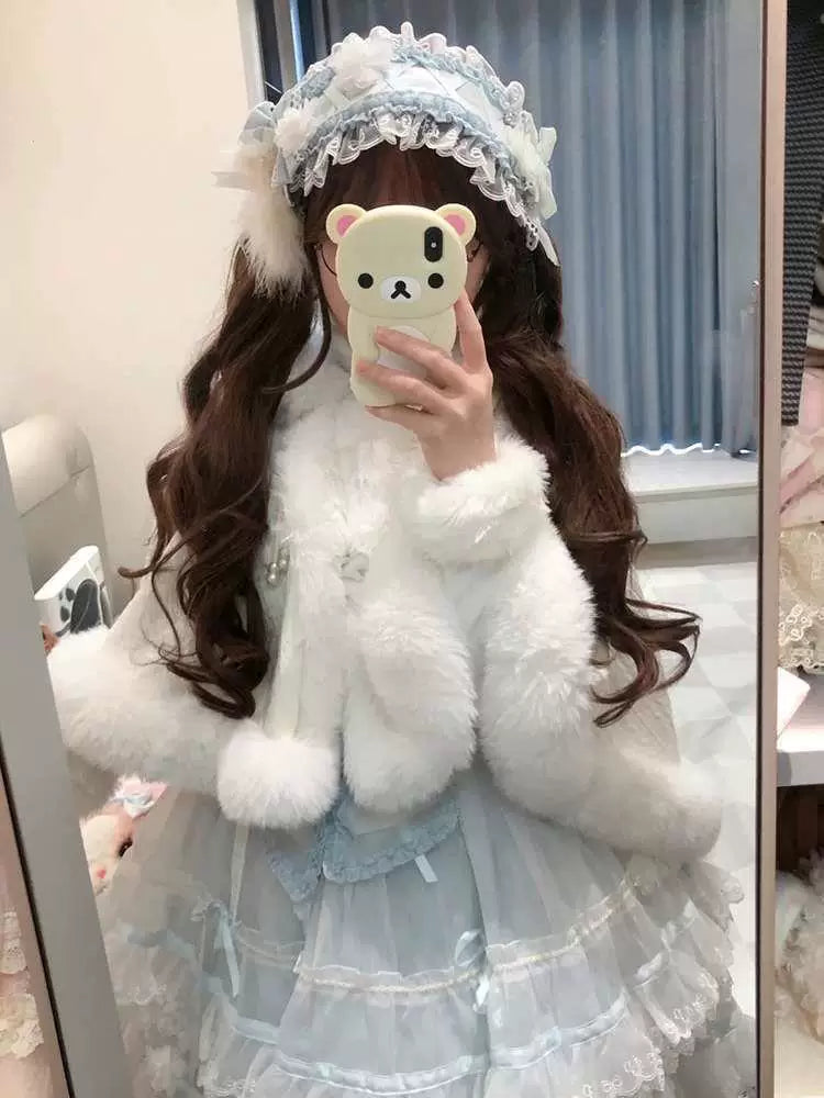 Sweetheart Dream Machine - Winter Plush Shawl - One-size plush cape with a solid-colour finish