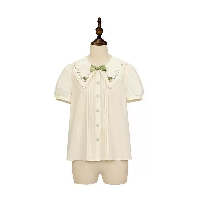 Sweetheart Dream Machine - Midsummer Story: Loire Vineyard - Pointed-collar blouse with floral embroidery