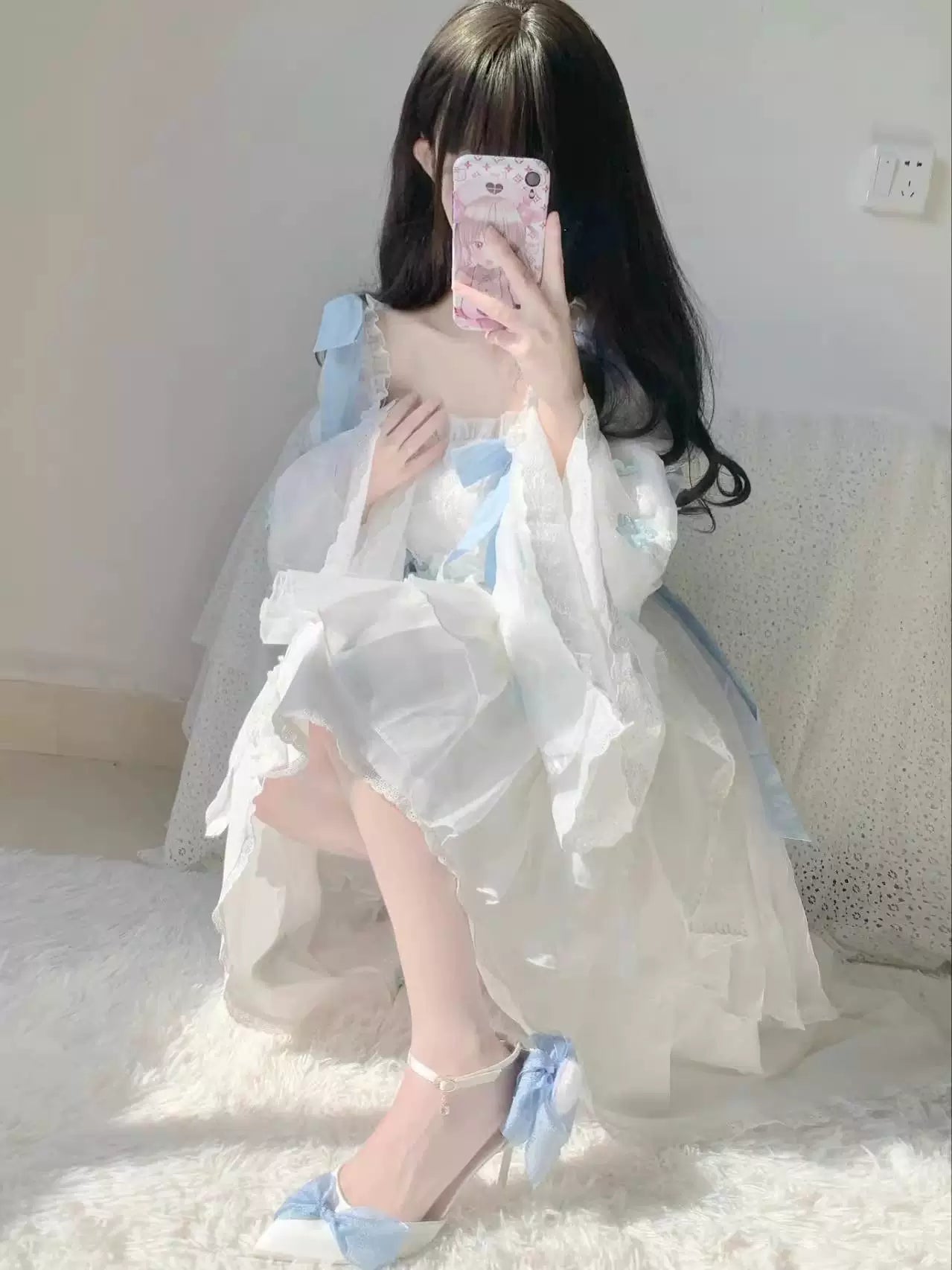 Creamy - Powder Blue Bow Princess - White Jacquard One-Piece Dress with Lace Ruffles
