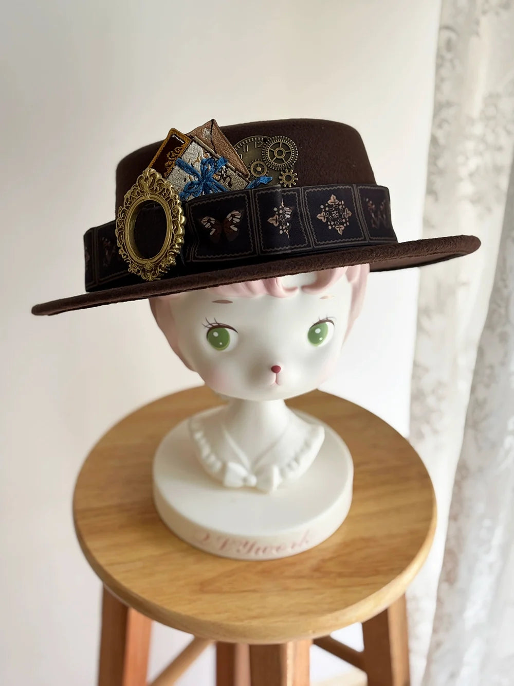 Miss Point - German Bookshelf - Classic Lolita Headdress, Socks, Necklace, Brooch