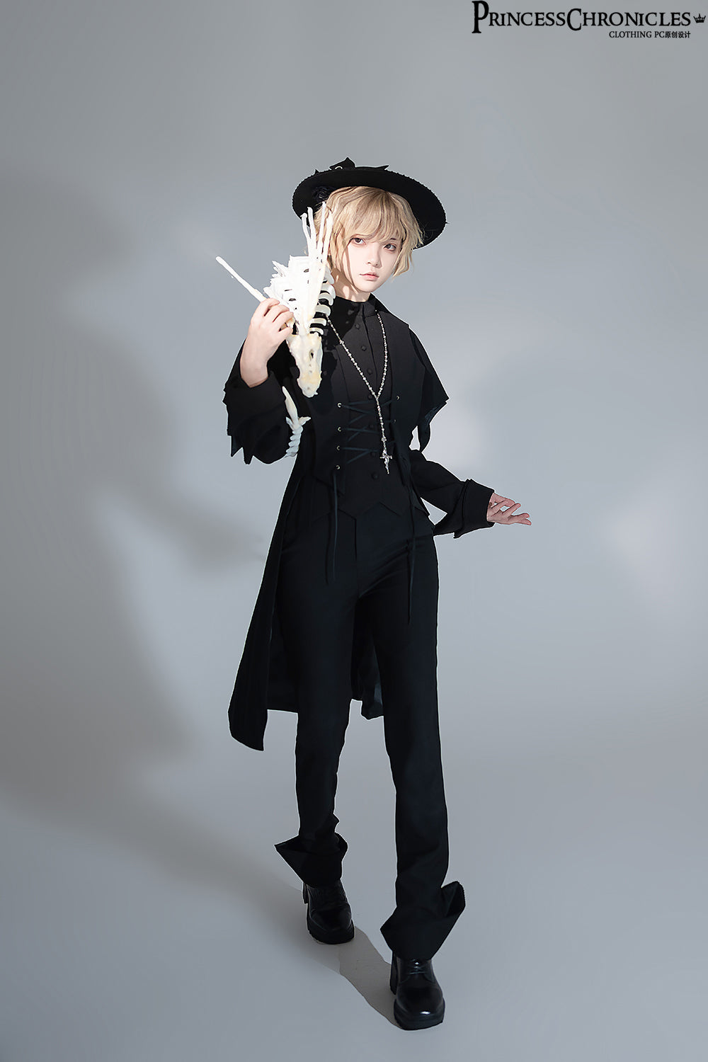 Princess Chronicles - Yan Ye - Ouji Lolita Black Shirt, Irregular Hem