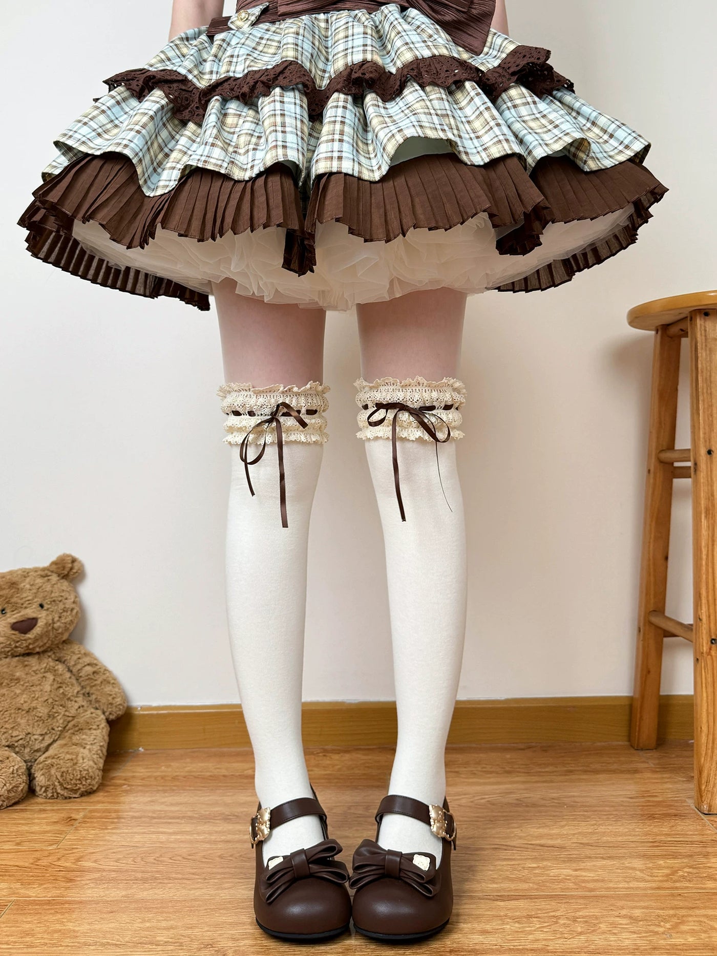 Chubby Bear Tales - Caramel Cocoa - Lace-Ruffle Socks with Ribbon Bows