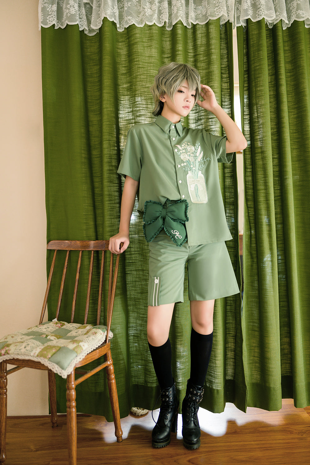 Princess Chronicles - Limited Flowering Time - Retro Green Flower Embroidery Shirt