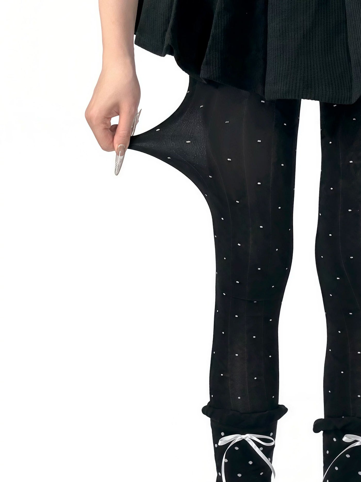 White Socks - Dot Stripe - Vertical-Stripe Tights with Scattered Dots