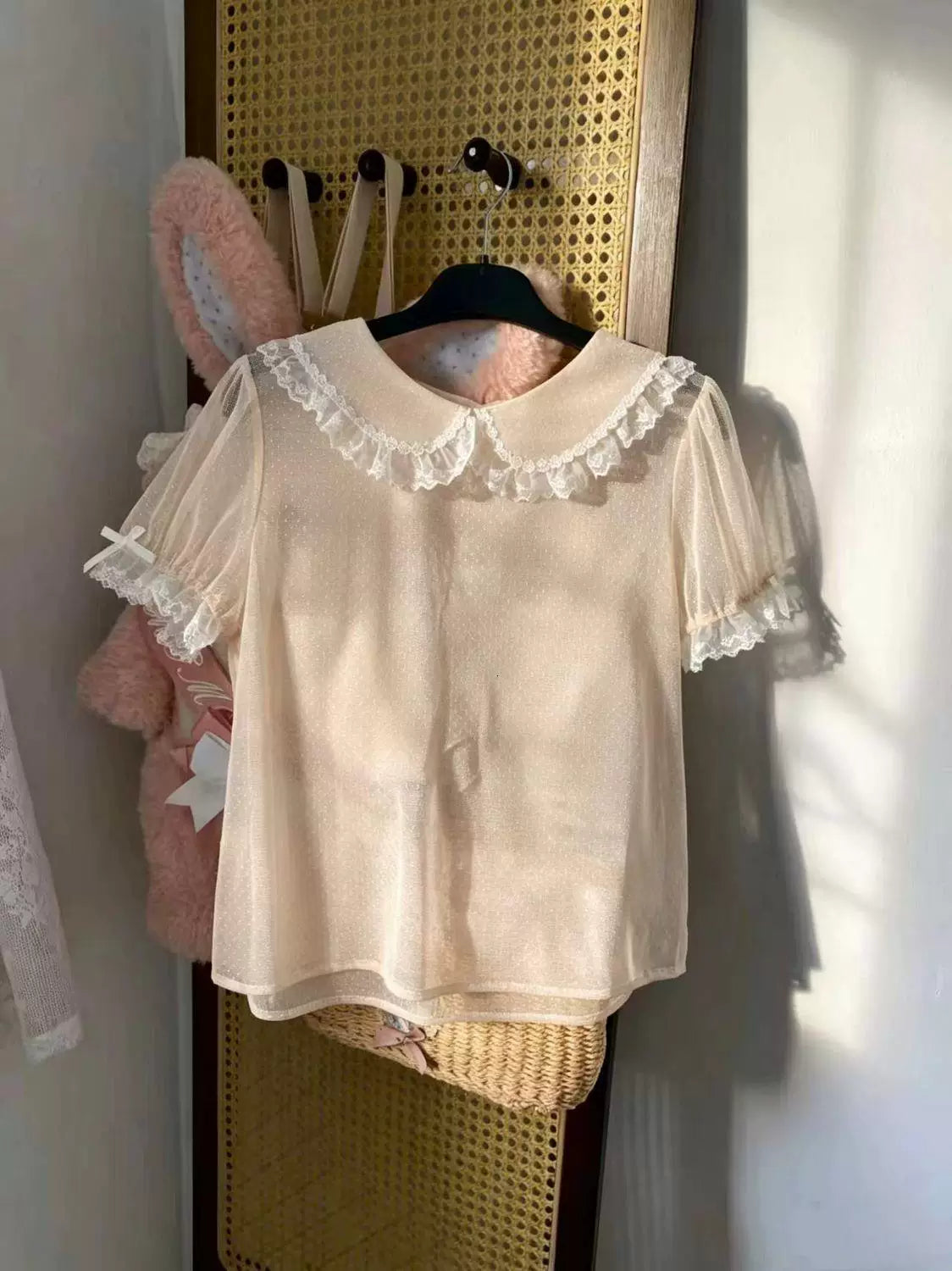 Sweetheart Dream Machine - Mist Shadow - Dotted doll-collar blouse with lace trim