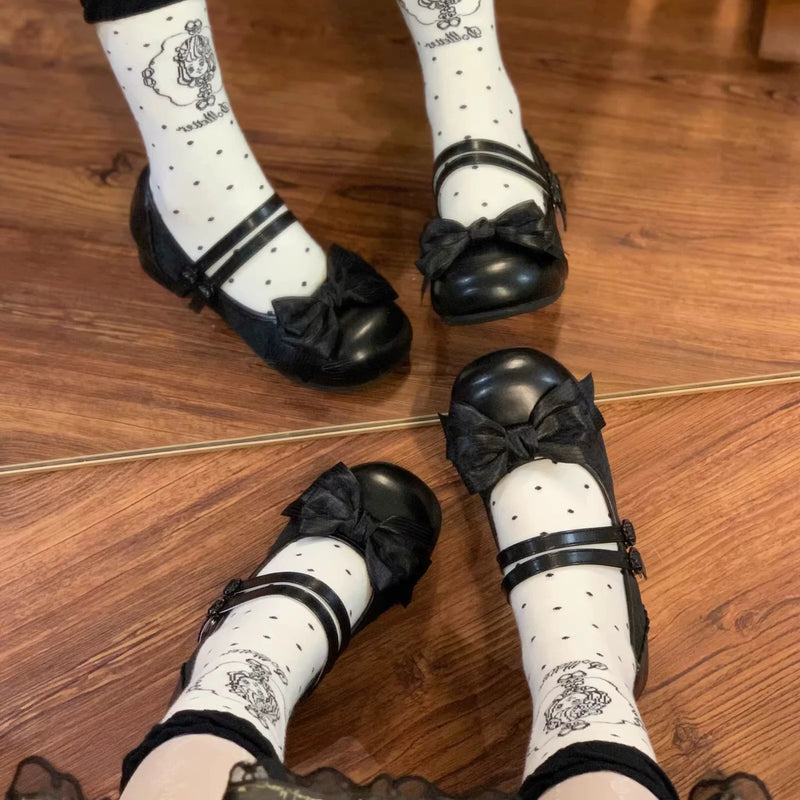 MODO Triple Sakura Triple-Bow Lolita Shoes – design details – view 4