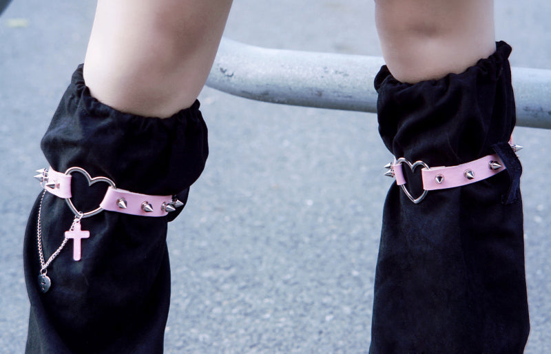 Strange Sugar - Gothic Suede Warm Leg Cover Black - Pink Socks