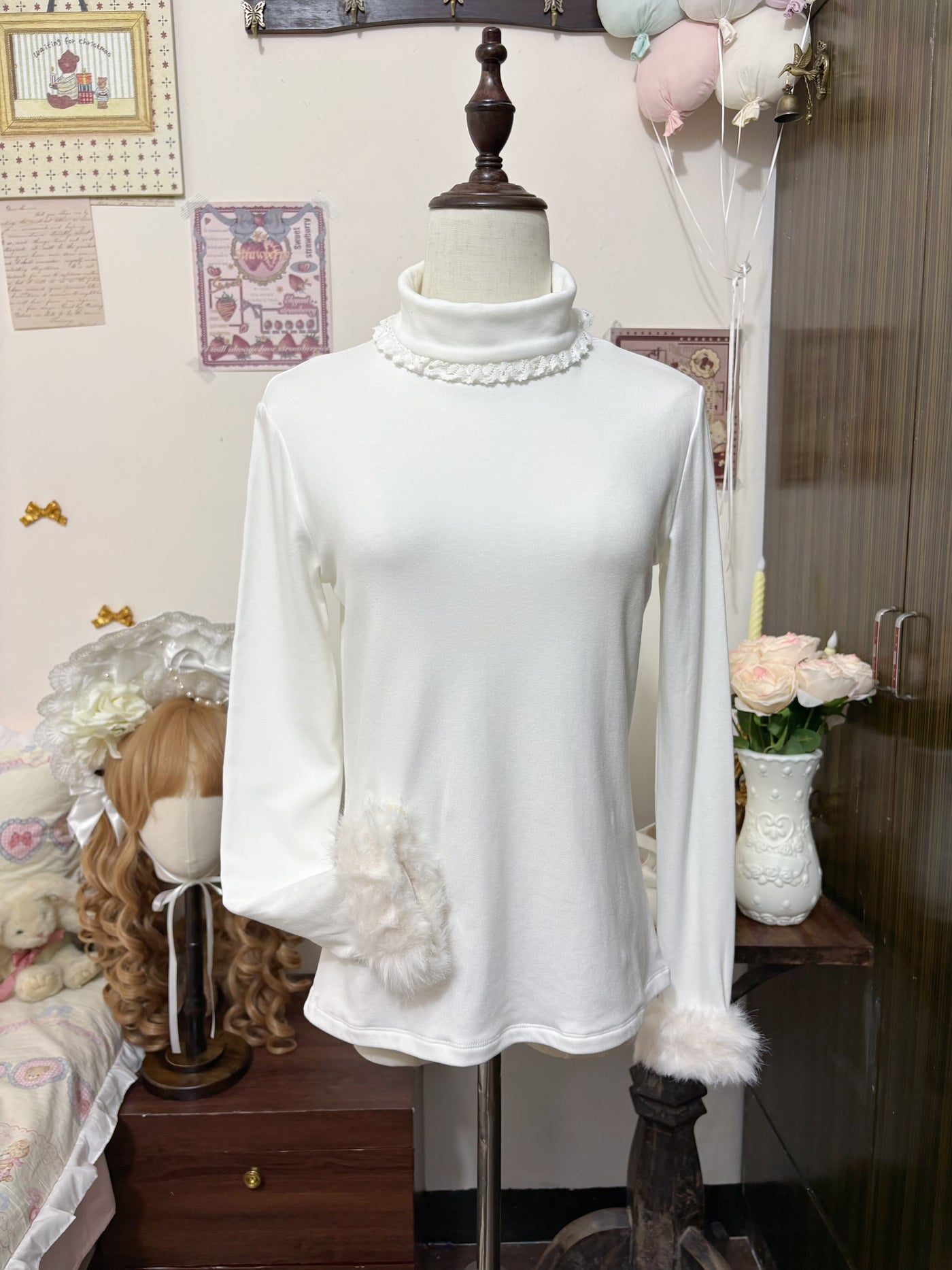 Dream Fu - Snow Velvet - Lolita High-Neck Base-Layer Top with Fuzzy Cuffs