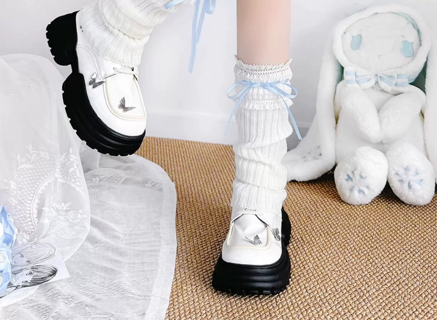 Floral Milk Cat - Ballet Lace - Approx. 40 cm Knit Socks with Lace Cuffs and Ribbons