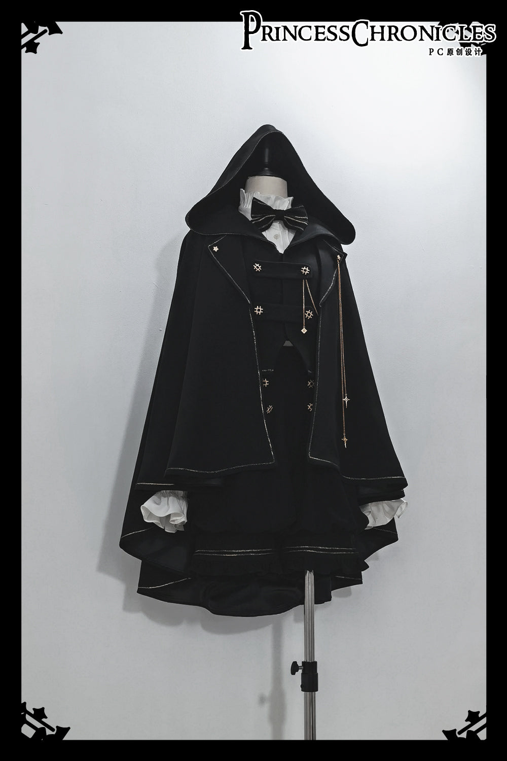 Princess Chronicles - Desperate Bunny - Ouji Lolita Vest Shorts Set