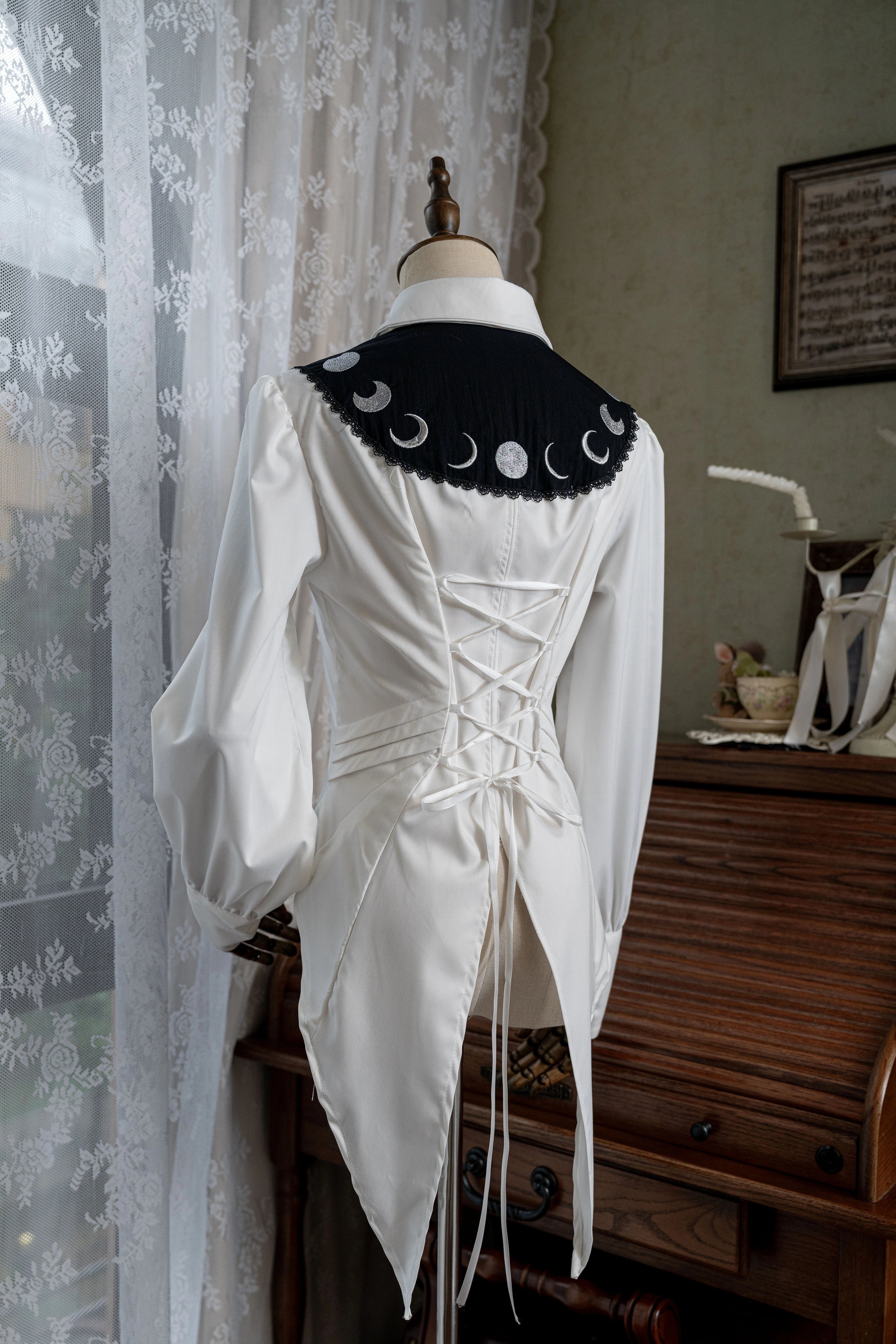 Spot Page Moon Phase Embroidery Shirt Acorn Lolita Original Design Gothic Everyday Elegance Inside