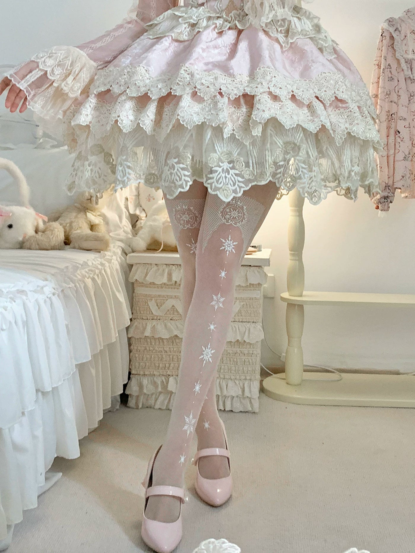 roji roji - Snowflake - Printed Pantyhose with White Snowflake Motifs