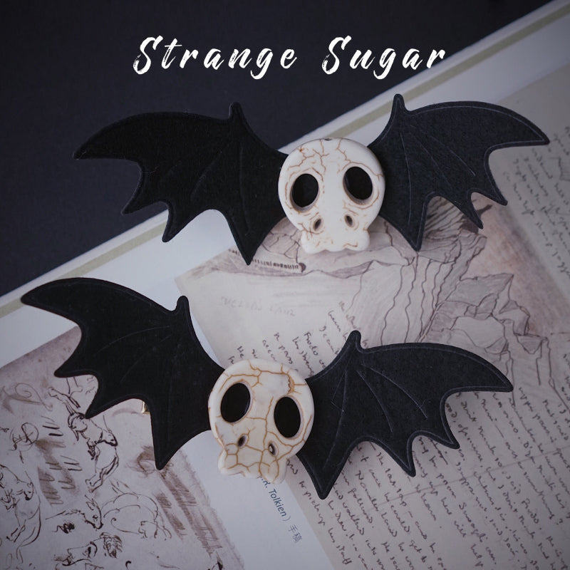 Strange Sugar - Gothic Headdress - Hallowen Skull Bat Hairclip Headwear