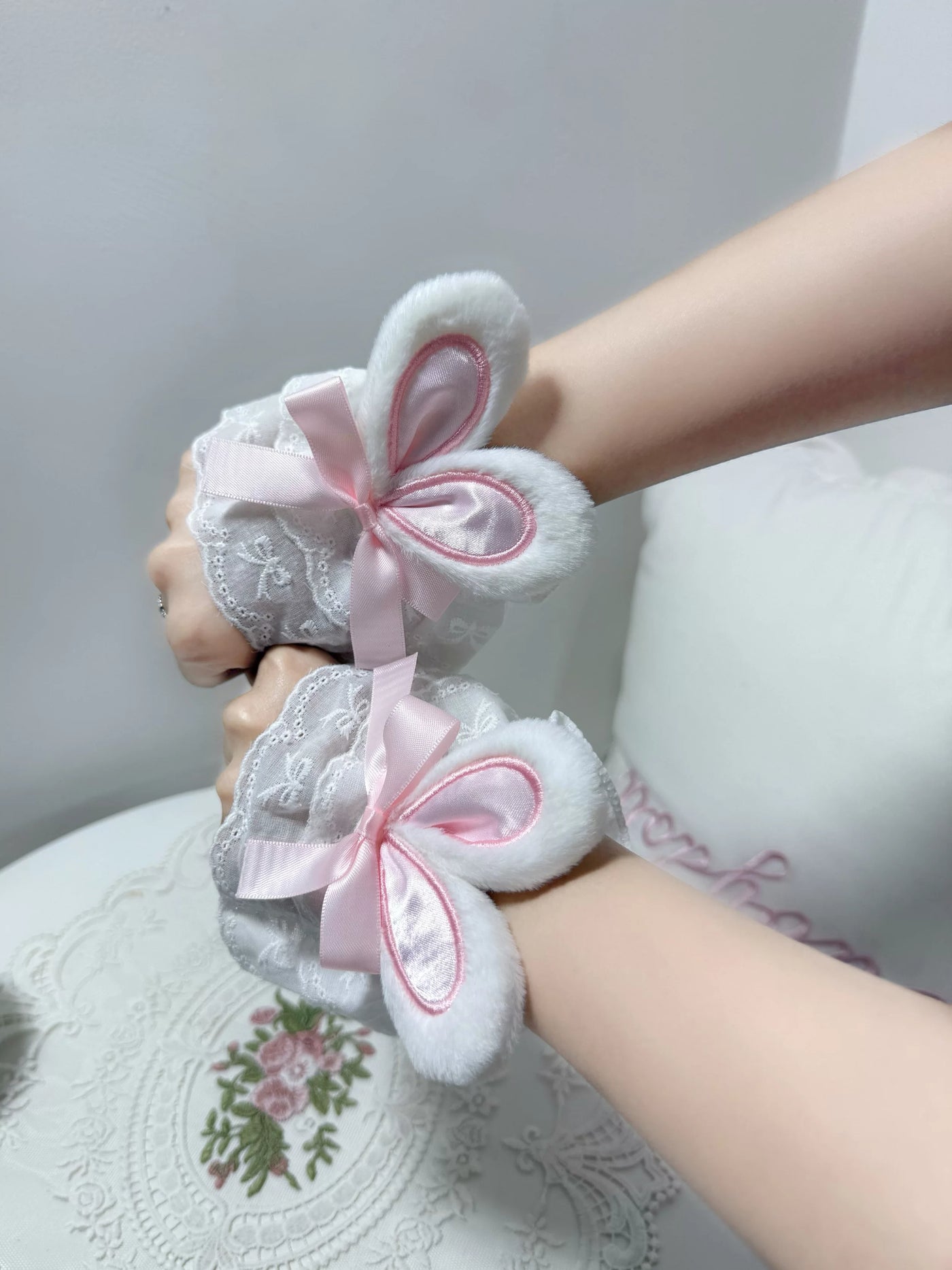 Fantasy Doll - Bunny-Ear Lace Bow - Lace Sleeve Cuffs with Bunny-Ear Shapes