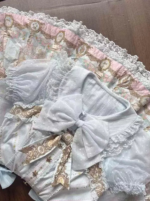 Sweetheart Dream Machine - Milky Puff - Cotton Inner Layer with a Lace-Trimmed Peter Pan Collar