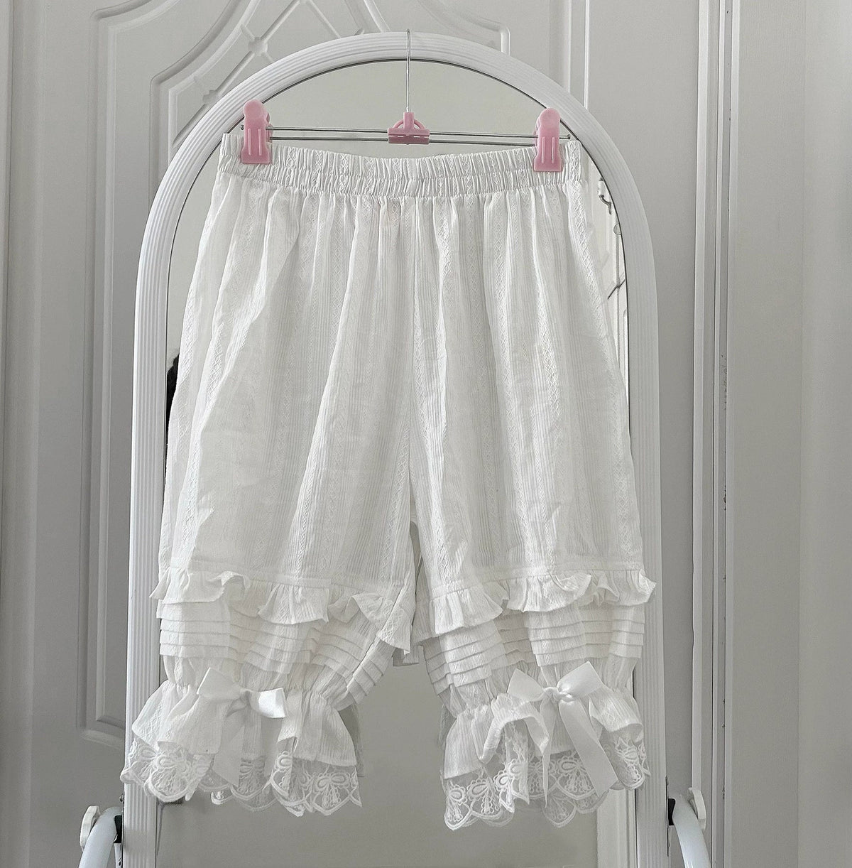 Twelve Meow - Sweet Accordion Pleats - Sweet Lolita bloomers with lace cuffs and bows - product detail 3