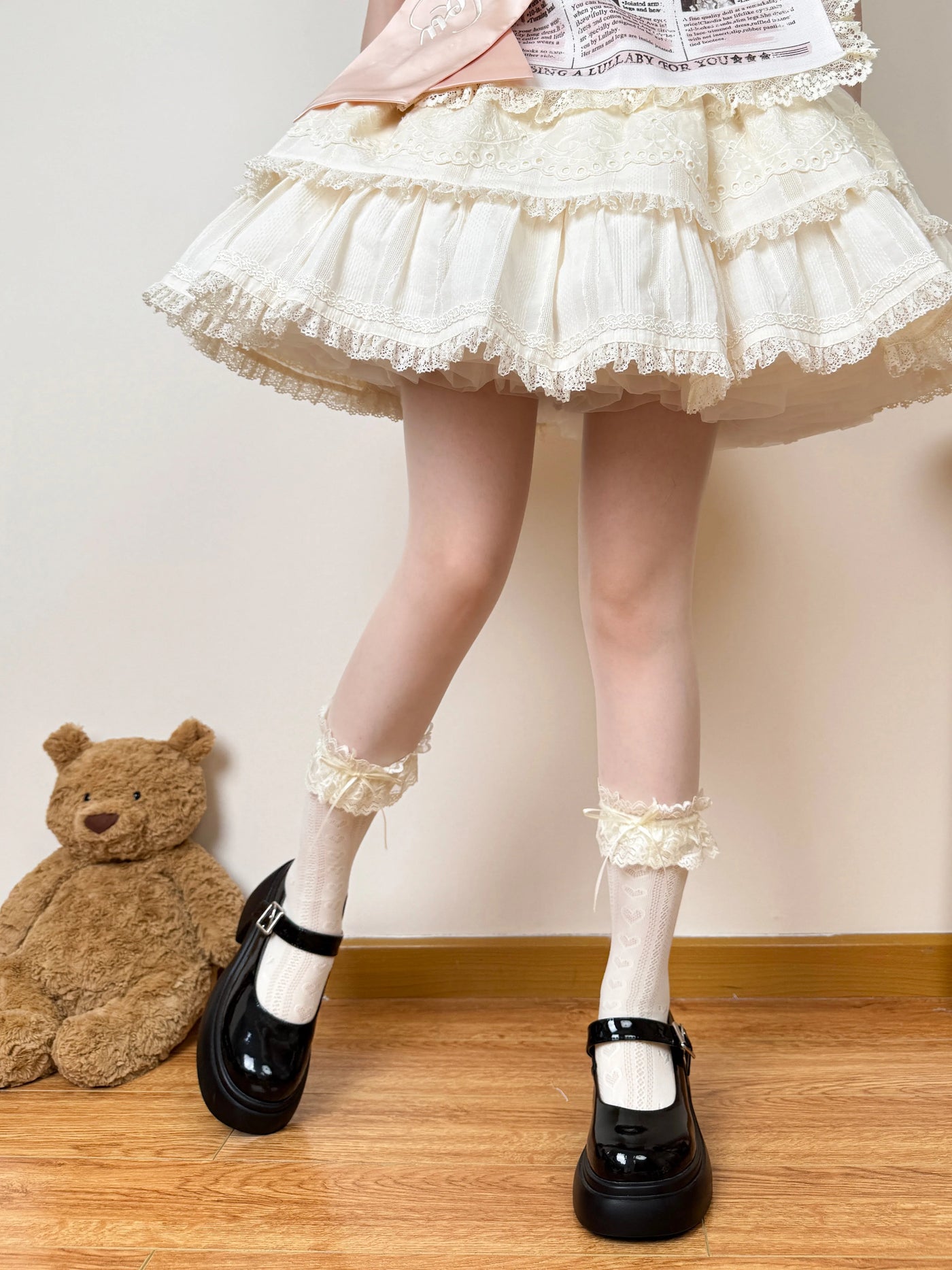 Chubby Bear Tales - Edith - Openwork Mid-Calf Socks with Lace Cuffs and Bows
