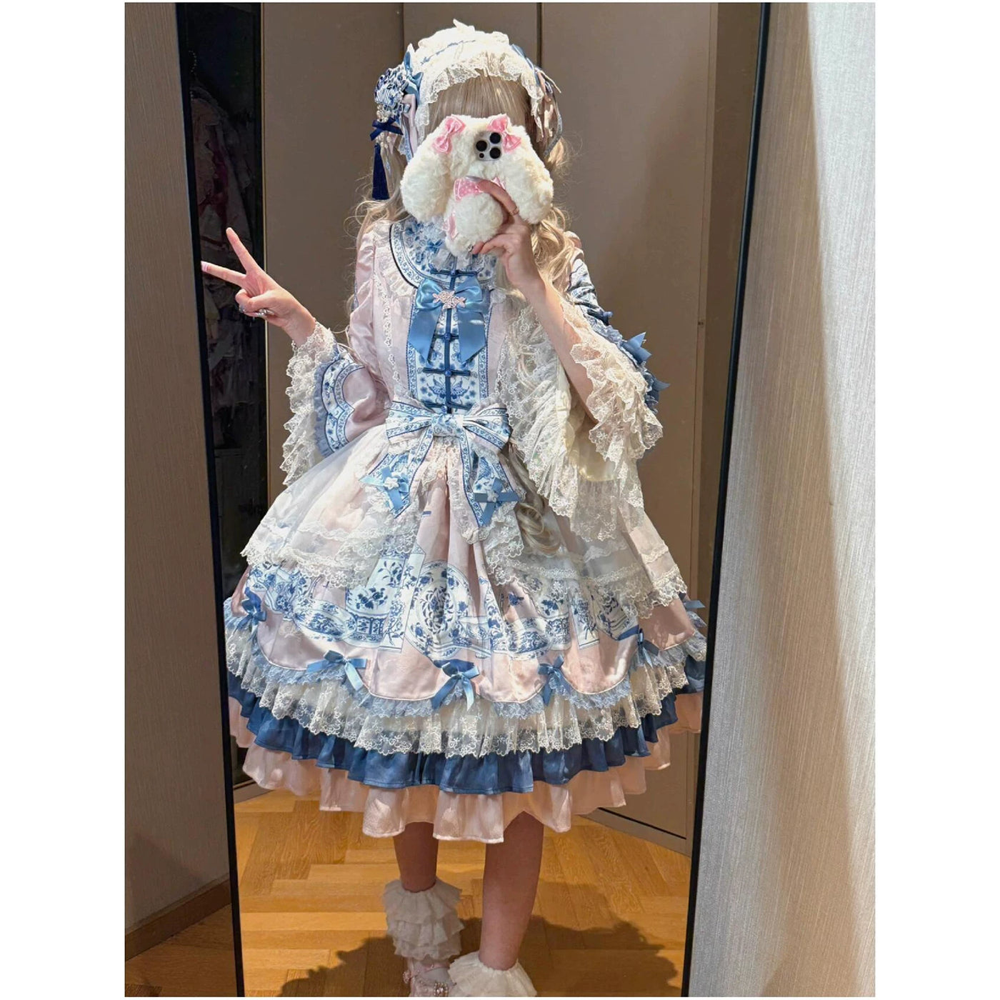 Creamy - Pink Celadon - Lolita dress with blue porcelain-style panels and lace ruffles