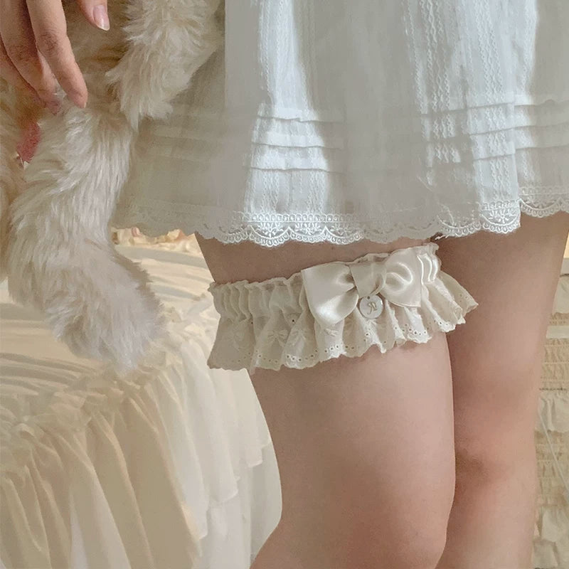 roji roji - Handmade Sweet Lace - Thigh Garter with Bow and Lace Trim