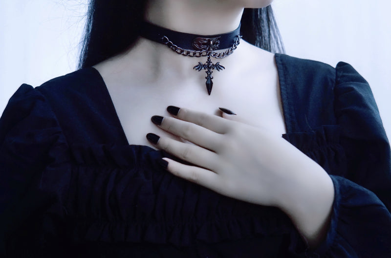 Strange Sugar - Gothic Lolita Cross Leather Choker - Neckwear