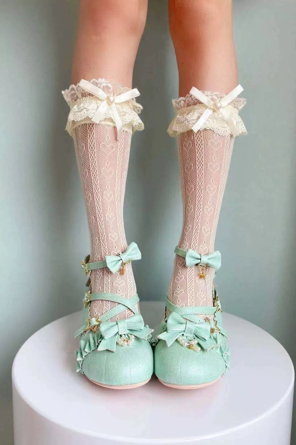 Fantasy Doll - Pearl Bow - Short Socks with Layered Lace Ruffles