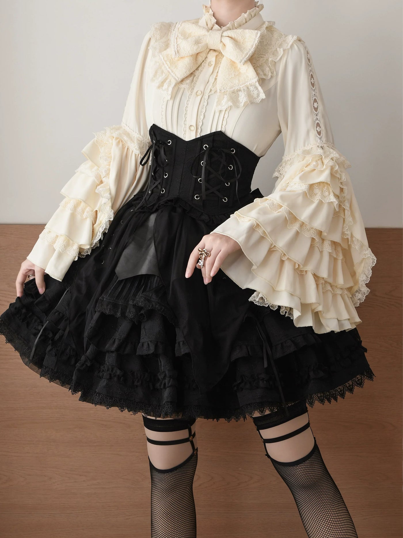 DMFS Lolita - Snow Mochi - Classic Lolita Hime Sleeve Shirt, Lace Accent