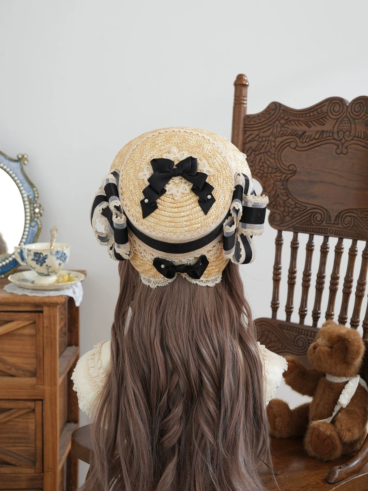 Star Box - Old Summer Shadow - Straw Bonnet with a Lace-Trimmed Brim