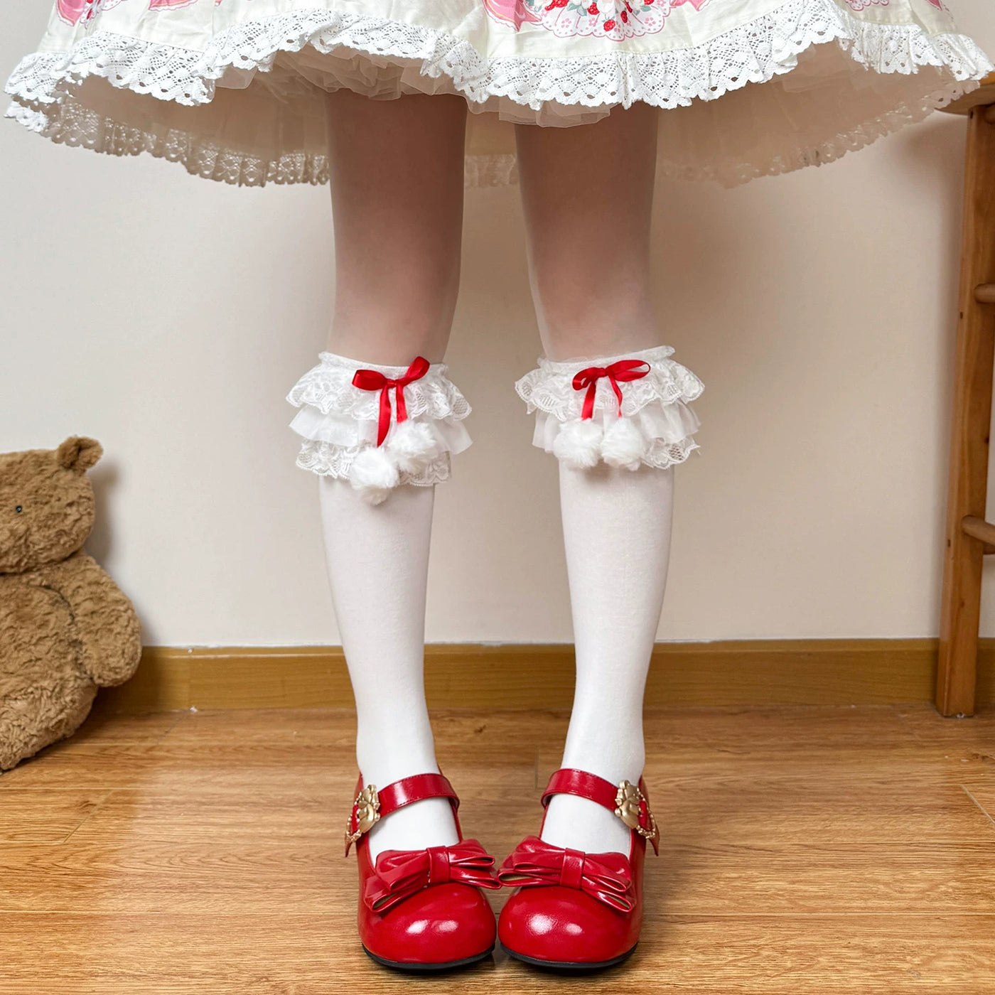 Chubby Bear Tales - Strawberry Ribbon Collection - Red-and-White Socks with Bow and Pom-Pom Variants