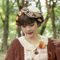 chapeau beige fait à la main